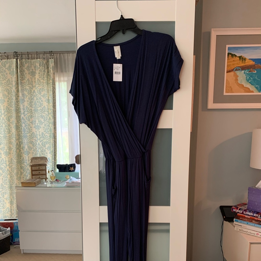 Loveappella / Nordstrom midnight blue jumper